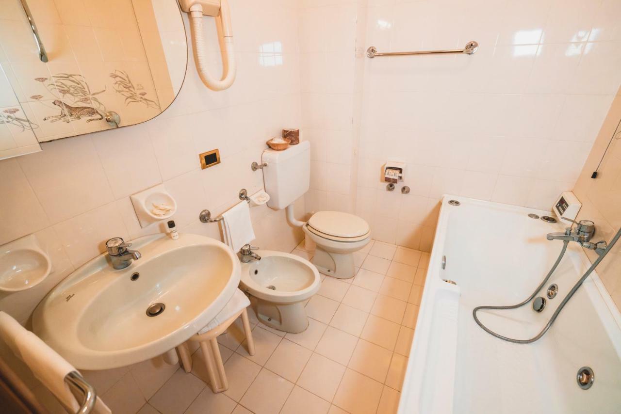 Grand Milano Hotel 4*