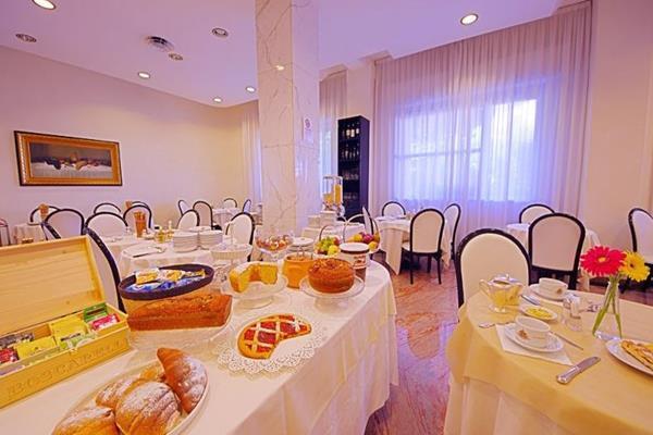 Grand Milano Hotel