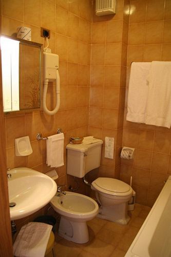 Grand Milano Hotel 4*