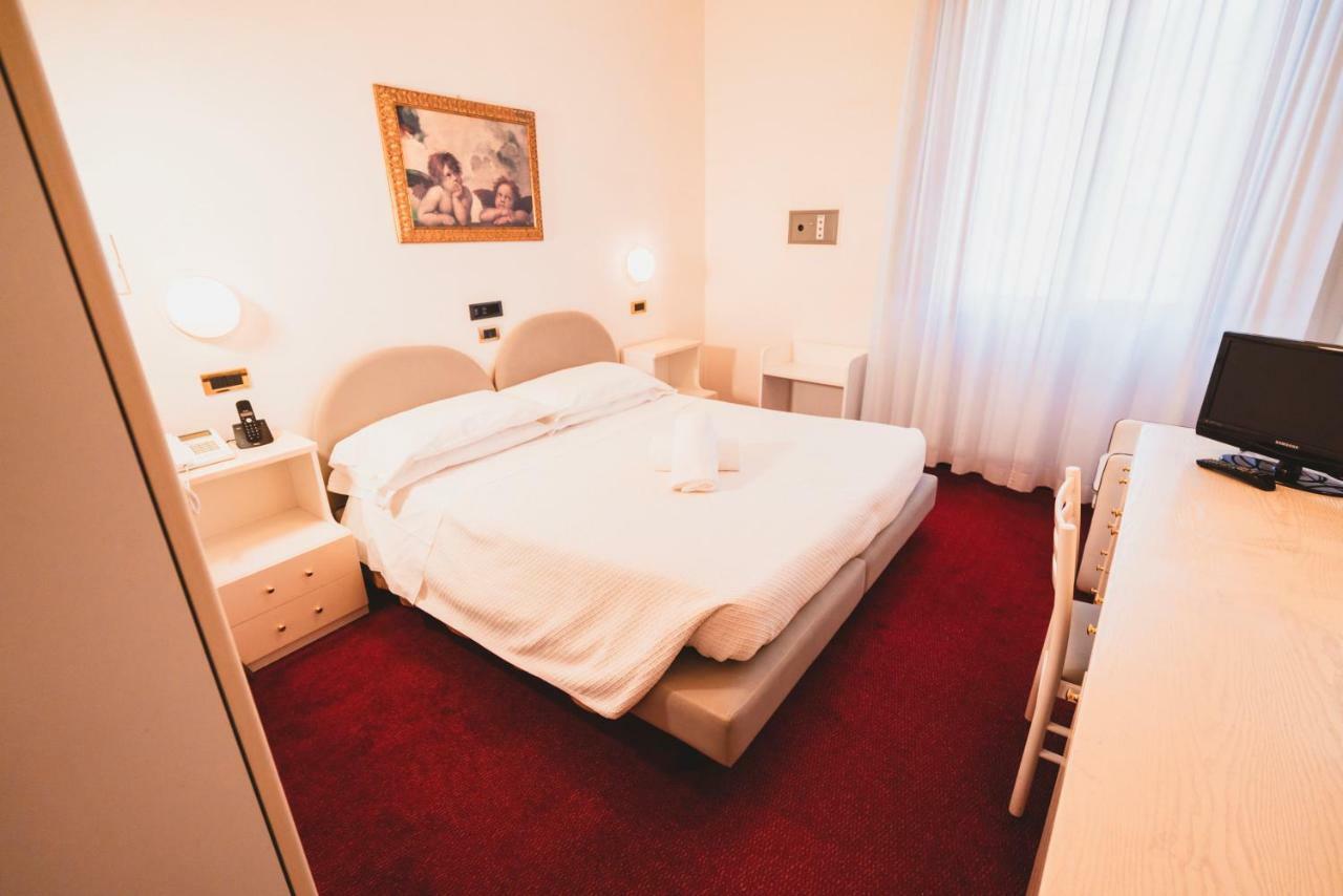Hotel Grand Milano 4*